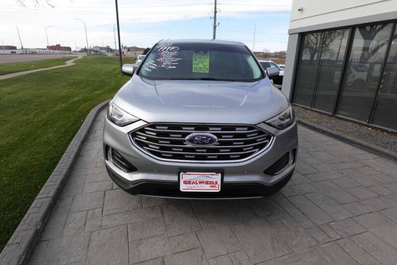 2022 Ford Edge Titanium