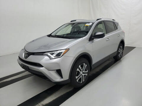 2018 Toyota RAV4 for sale at SILVER ARROW AUTO SALES CORPORATION in Newark NJ