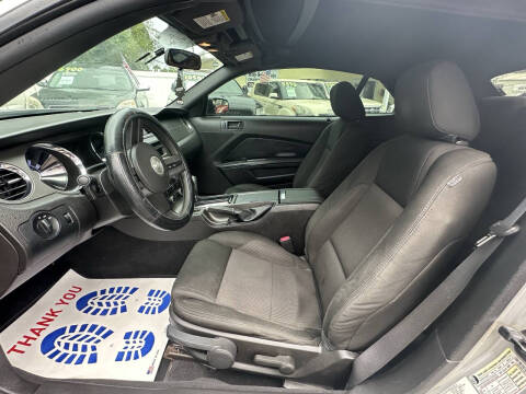 2010 Ford Mustang V6