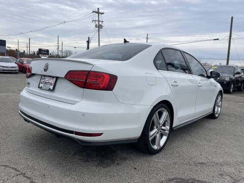 2017 Volkswagen Jetta 2.0T GLI