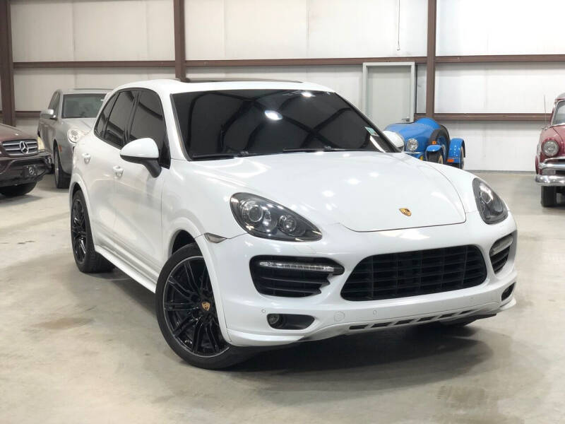 2013 Porsche Cayenne GTS
