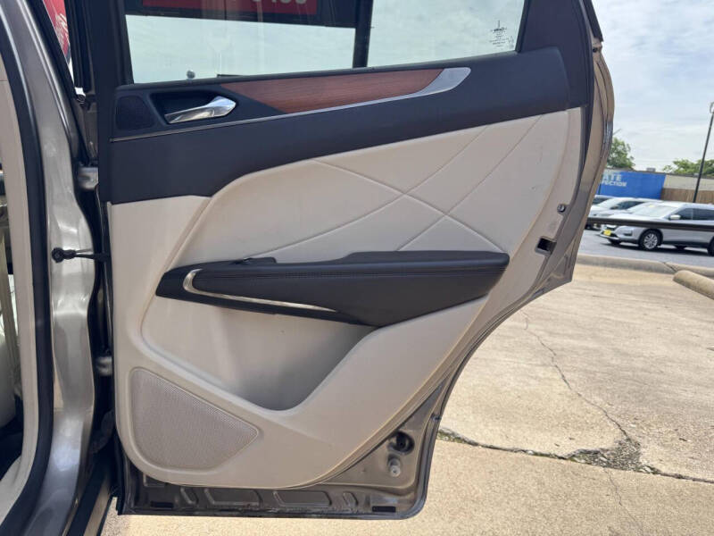 2017 Lincoln MKC Select