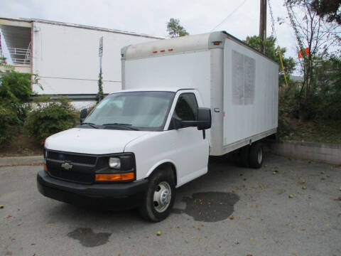 2013 Chevrolet Express Cutaway for sale at A & A IMPORTS OF TN in Madison TN