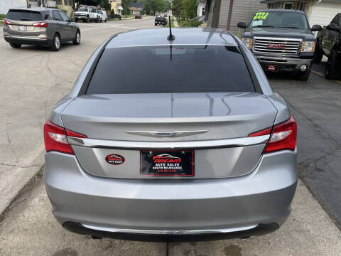 2013 Chrysler 200 Limited