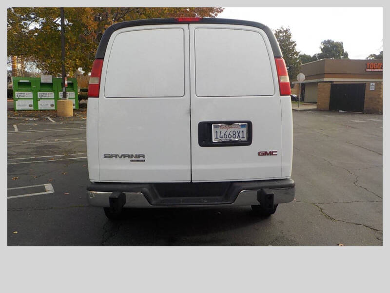 2014 GMC Savana 2500