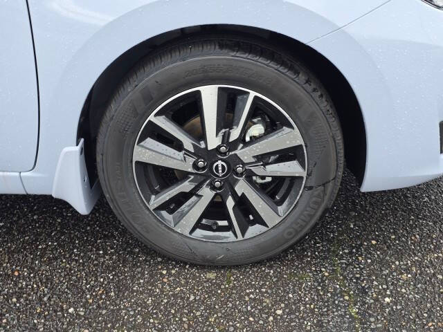 2025 Nissan Versa SV