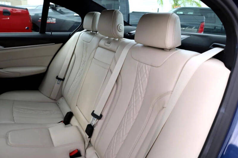 2021 BMW 5 Series 540i