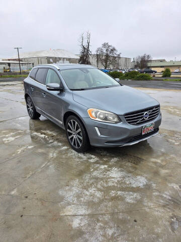 2016 Volvo XC60 T5 Drive-E Premier