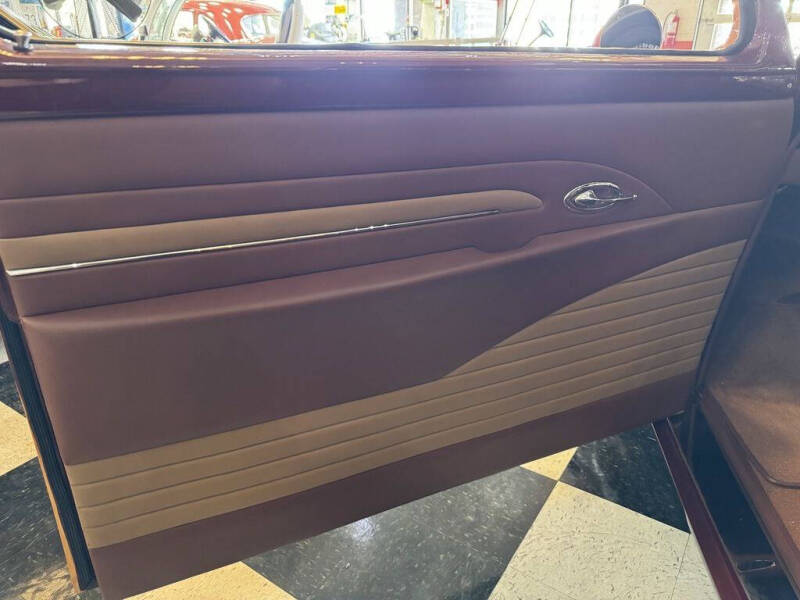 1949 Ford Custom Woody Wagon