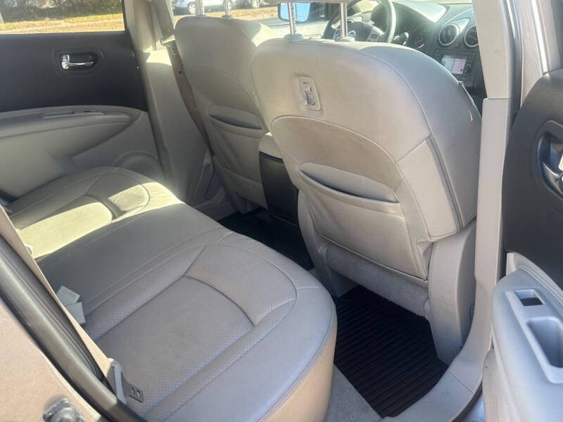 2012 Nissan Rogue SV w/SL Package