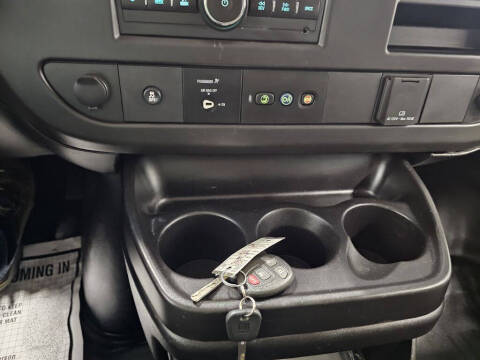 2018 Chevrolet Express LS 3500