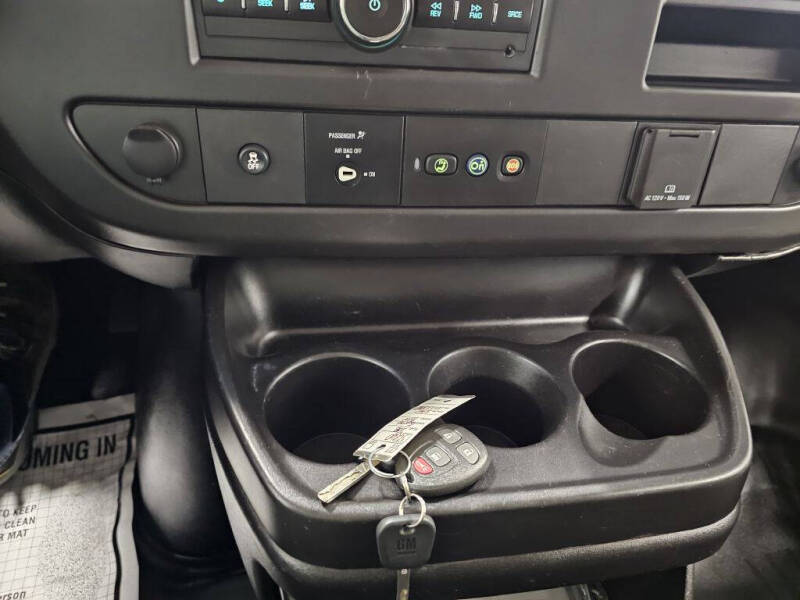 2018 Chevrolet Express LS 3500