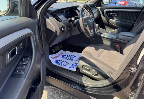 2016 Ford Taurus SEL