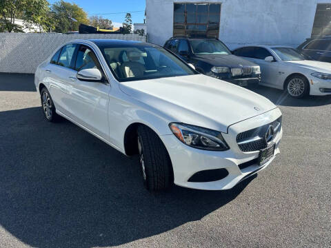2016 Mercedes-Benz C-Class