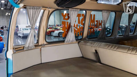 1977 Volkswagen Bus