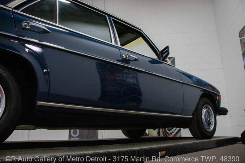 1975 Mercedes-Benz 280-Class