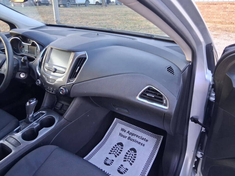 2018 Chevrolet Cruze LT Auto