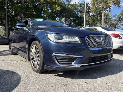2017 Lincoln MKZ Select