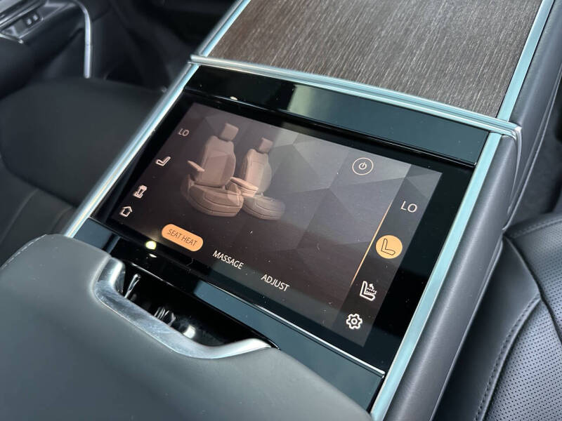 2023 Land Rover Range Rover P530 Autobiography