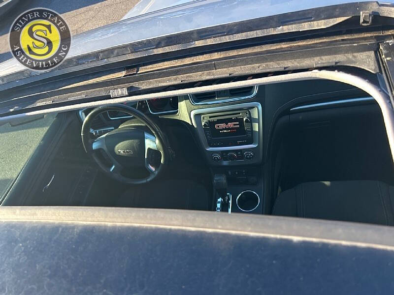 2016 GMC Acadia SLE-2