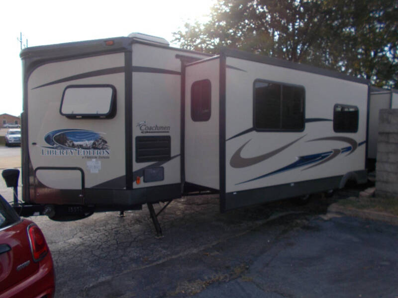 2014 Coachmen RV Liberty Edition