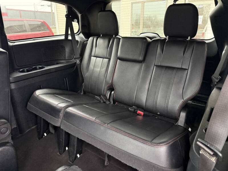 2016 Dodge Grand Caravan R/T