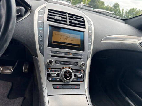 2018 Lincoln MKZ Select