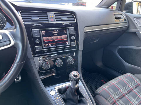 2019 Volkswagen Golf GTI Rabbit Edition