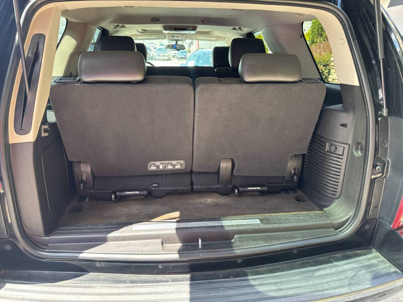 2012 Cadillac Escalade Luxury