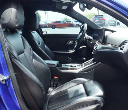 2023 BMW 3 Series 330e