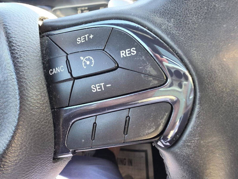 2016 Chrysler 200 S