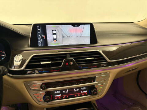 2017 BMW 7 Series 740i