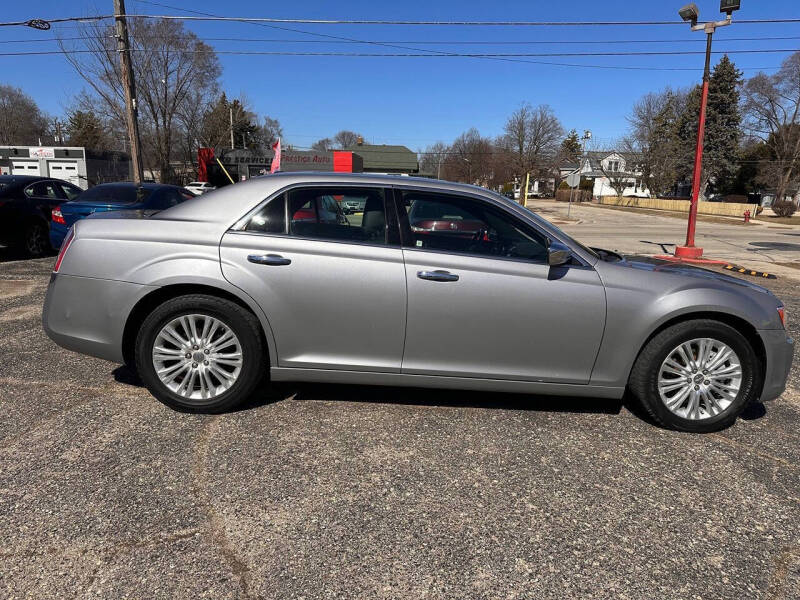 2014 Chrysler 300 C