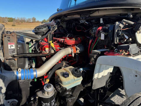 2012 Freightliner M2 106