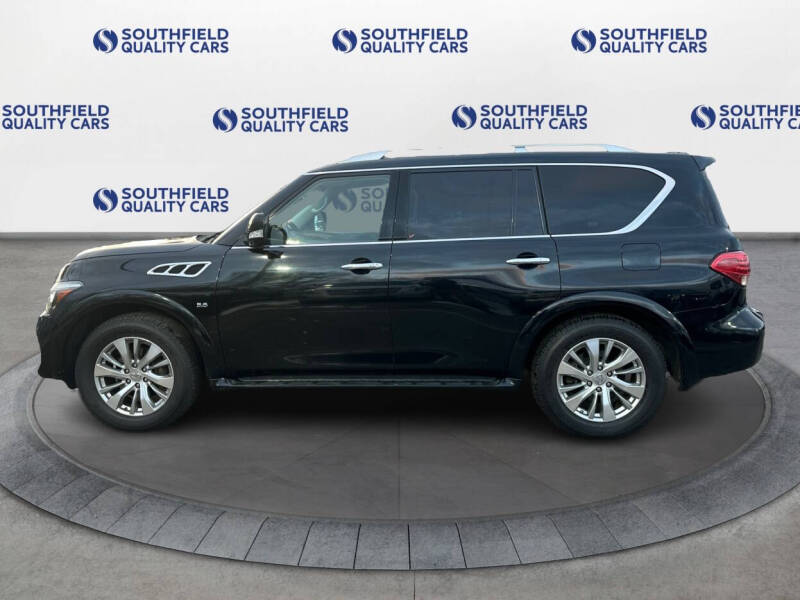 2017 INFINITI QX80 Base photo 2