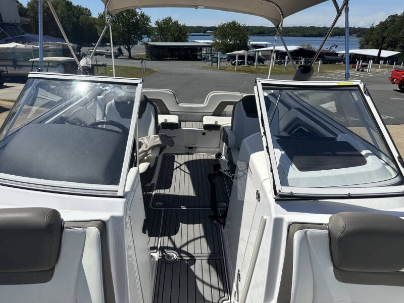 2016 Yamaha 242Limited