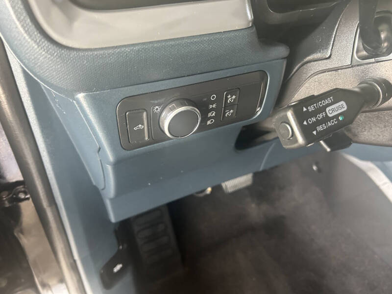 2022 Ford Maverick XL