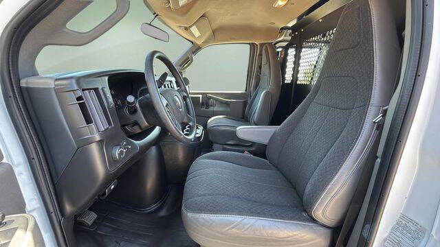 2024 Chevrolet Express 2500