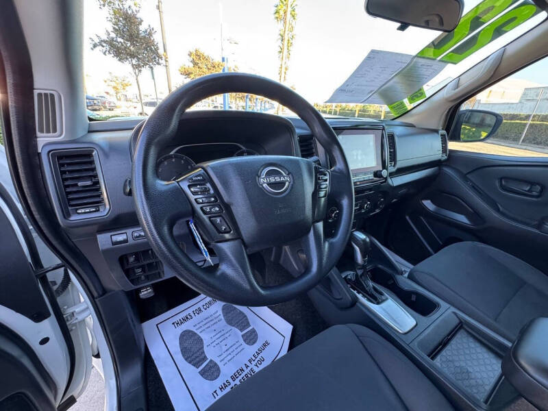 2022 Nissan Frontier S