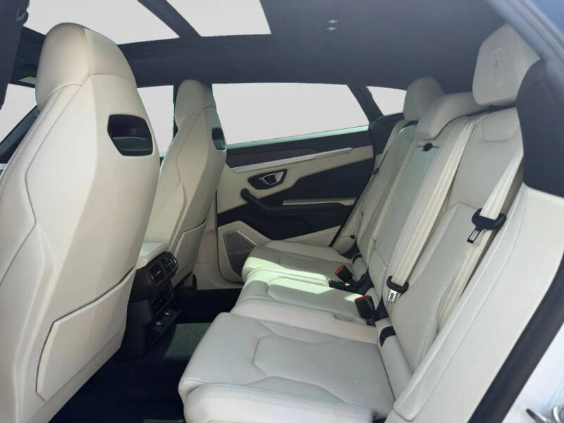 2019 Lamborghini Urus