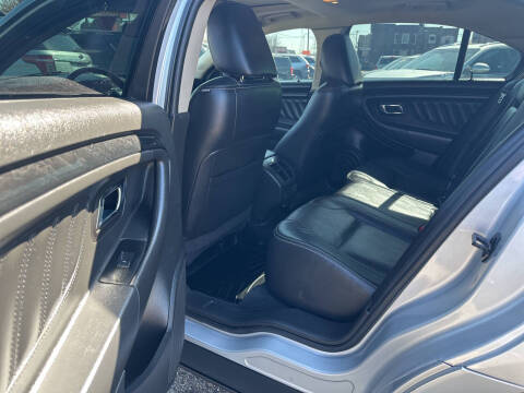 2011 Ford Taurus Limited