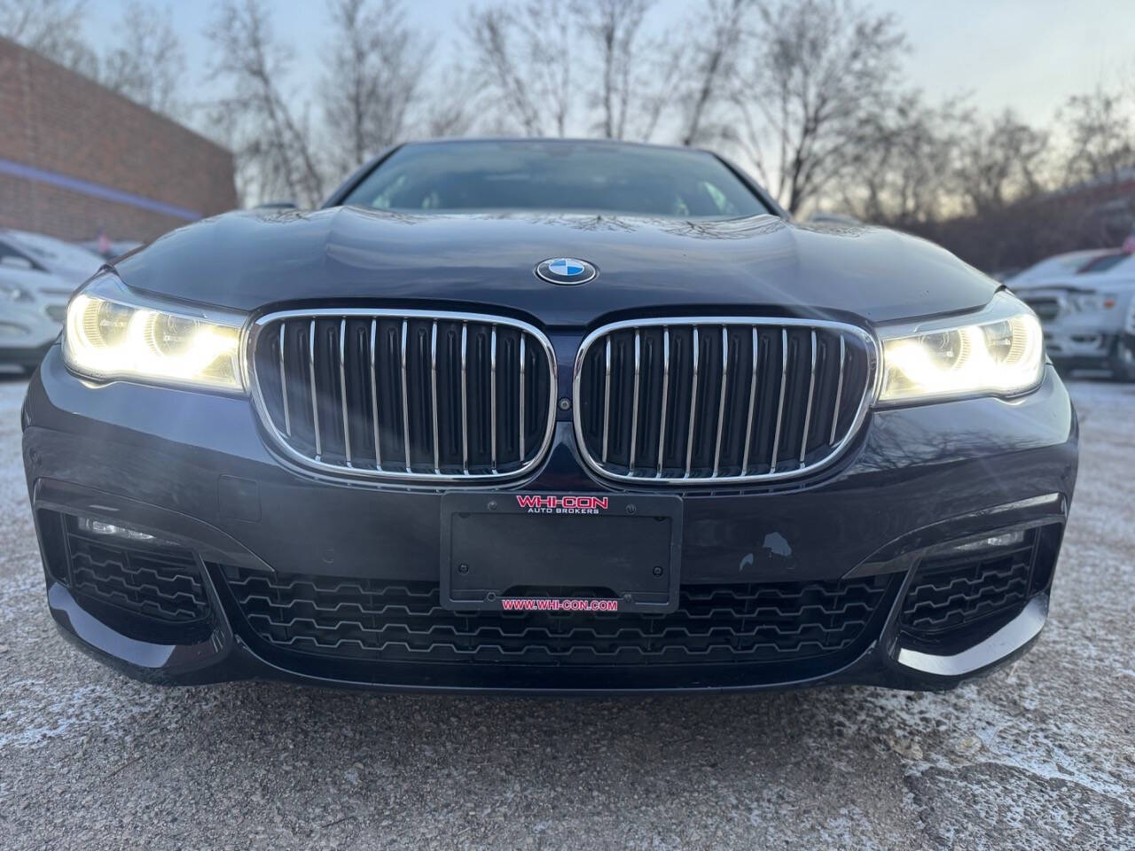 2019 BMW 7 Series for sale at Whi-Con Auto Brokers in Shakopee, MN