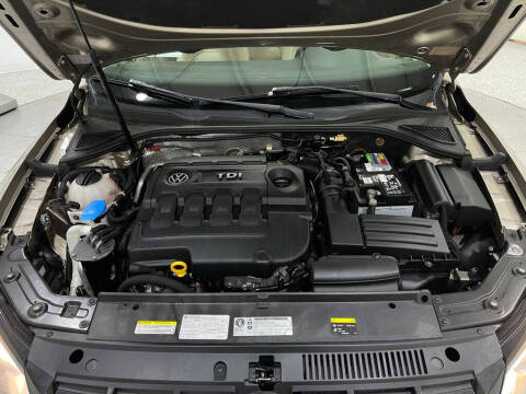 2015 Volkswagen Passat 2.0L TDI SEL Premium