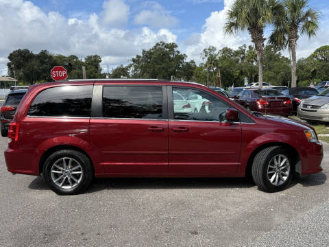 2015 Dodge Grand Caravan SXT Plus