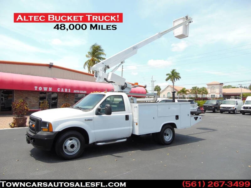 2006 Ford F-350 Super Duty for sale at Town Cars Auto Sales in West Palm Beach FL