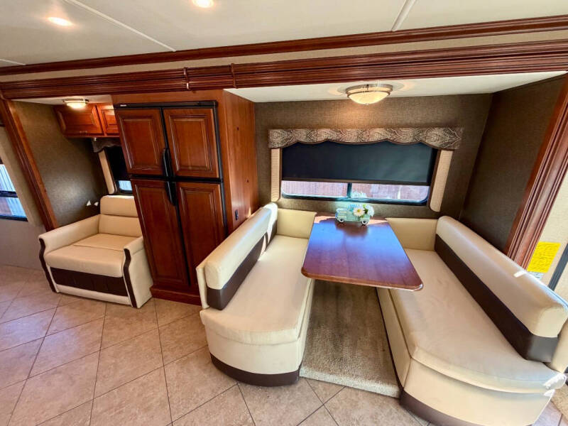 2015 Holiday Rambler Vacationer 36SB