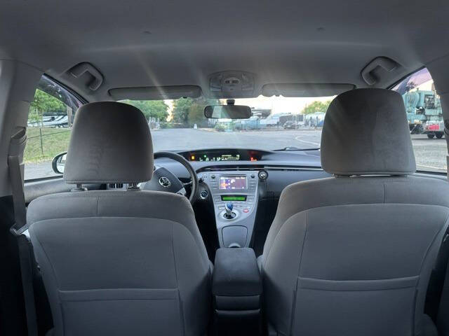 2014 Toyota Prius Two