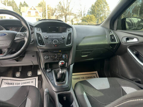 2017 Ford Focus ST