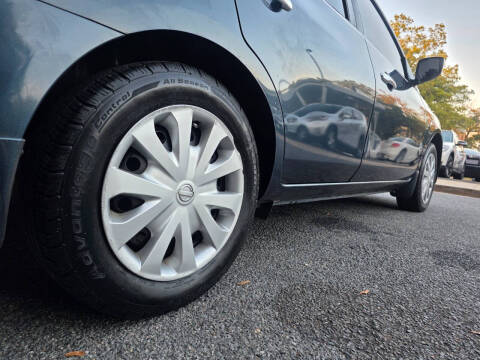 2016 Nissan Versa 1.6 SV