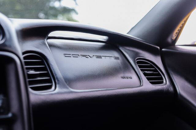 2003 Chevrolet Corvette